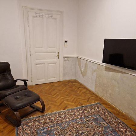 Art Deco Downtown Heritage Apartment Zagabria Esterno foto